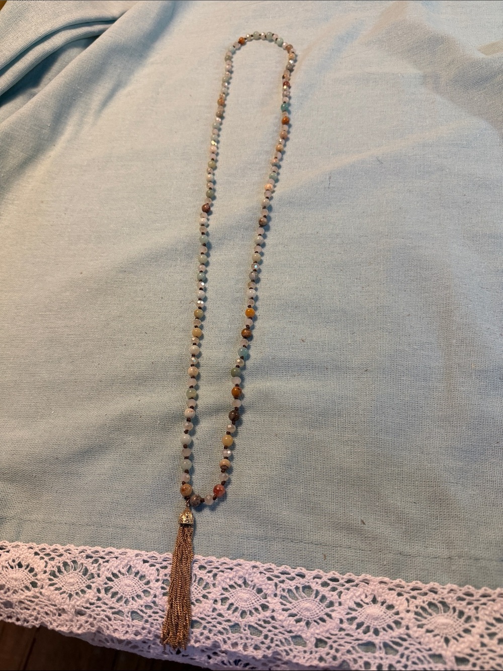 Beaded natural Stones Tassel Necklace in Multicolor
